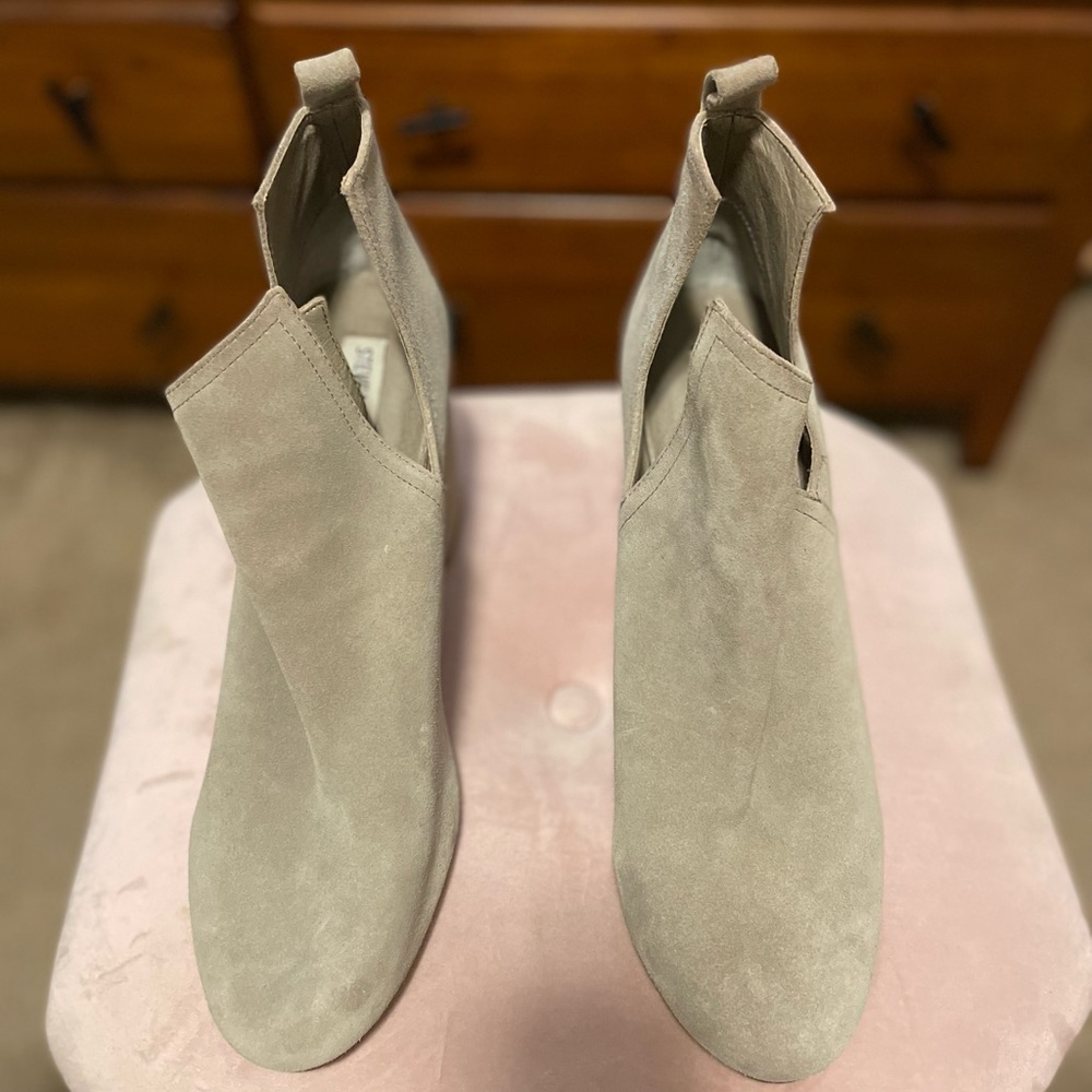 Steve Madden boots
